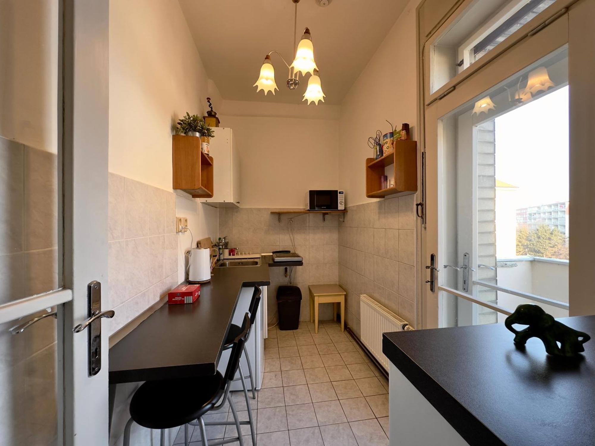 Apartment Sedlcanska - You Will Save Money Here - Equipped With Antique Furniture Prague Ngoại thất bức ảnh